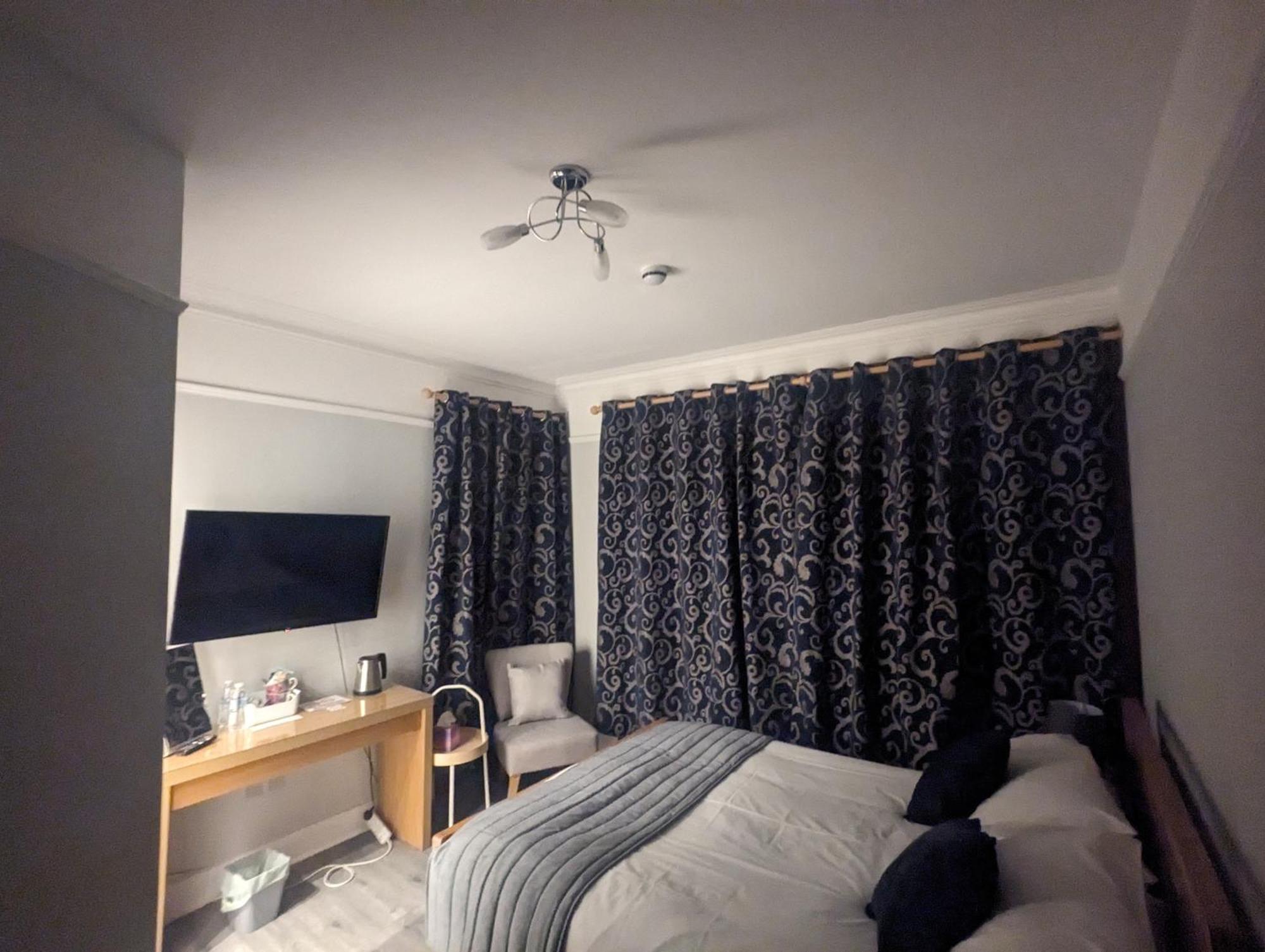 فندق The Cairns Leven Leven  الغرفة الصورة